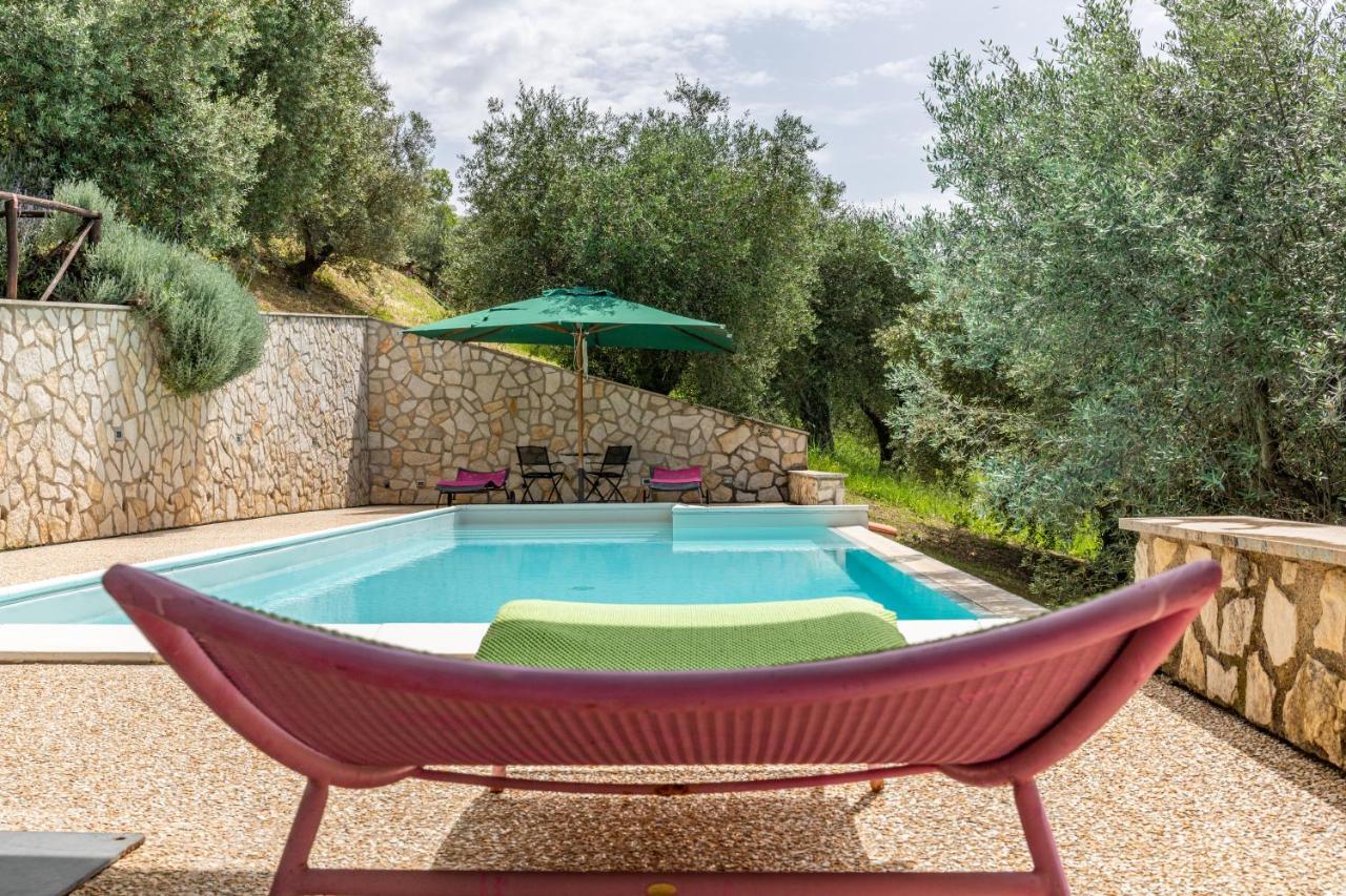 La Tana Delle Stelle B&B Di Charme E Relax Fara in Sabina Exterior photo